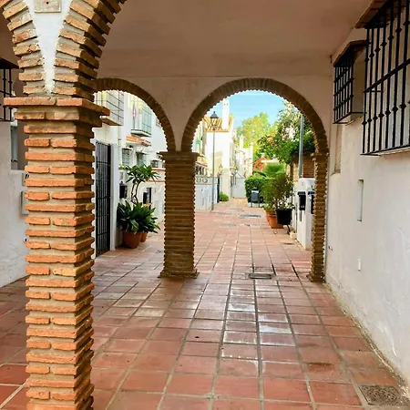 Casa Moderna Con Gimnasio *