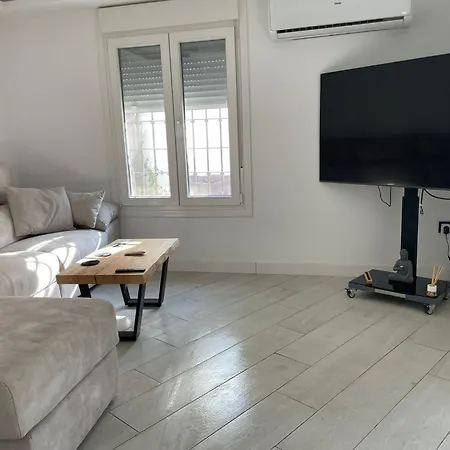 Casa Moderna Con Gimnasio Holiday home *