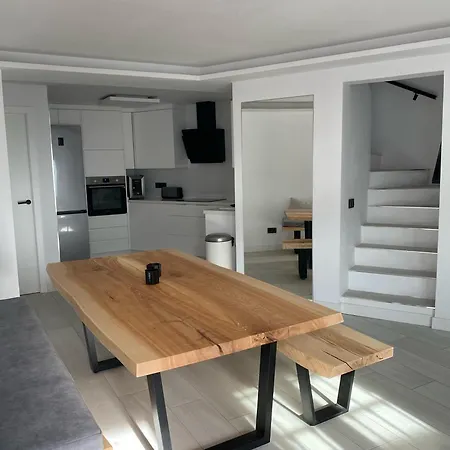 Casa Moderna Con Gimnasio